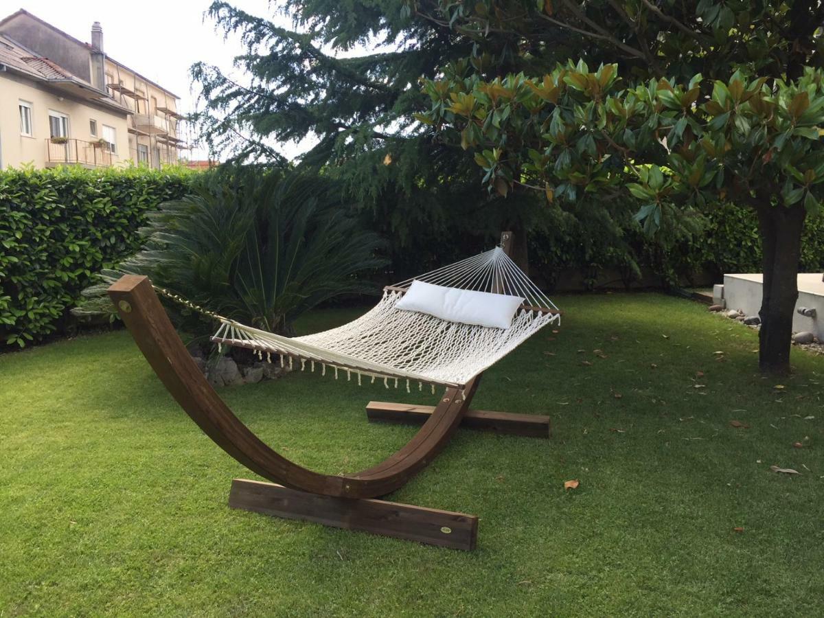 Villa Kuca Za Odmor Kuzmanic Kaštela Exterior foto
